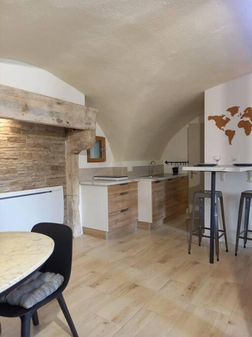 Apartamento Le Studio De Diane - Terrasse Et Parking - Montboucher-sur-Jabron Exterior foto